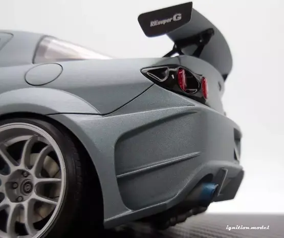 Mazda Mazda RX-8 (SE3P) RE Amemiya - 1:18 - Ignition Model Mazda Mazda RX-8 (SE3P) RE Amemiya - 1:18 - Ignition Model