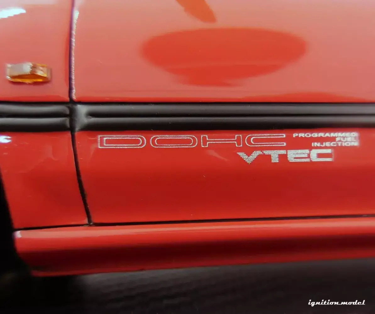 Honda Honda Civic (EF9) SiR 14 Inch Wheels - 1:18 - Ignition Model