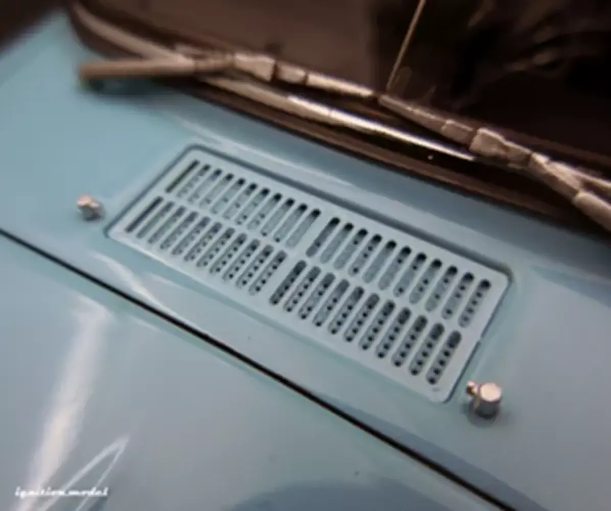 Datsun Datsun Fairlady 2000 (SR311) - 1:18 - Ignition Model Datsun Datsun Fairlady 2000 (SR311) - 1:18 - Ignition Model