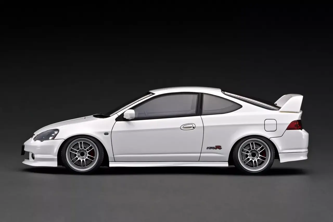 Honda Honda Integra (DC5) Type R 17 Inch Wheels - 1:18 - Ignition Model