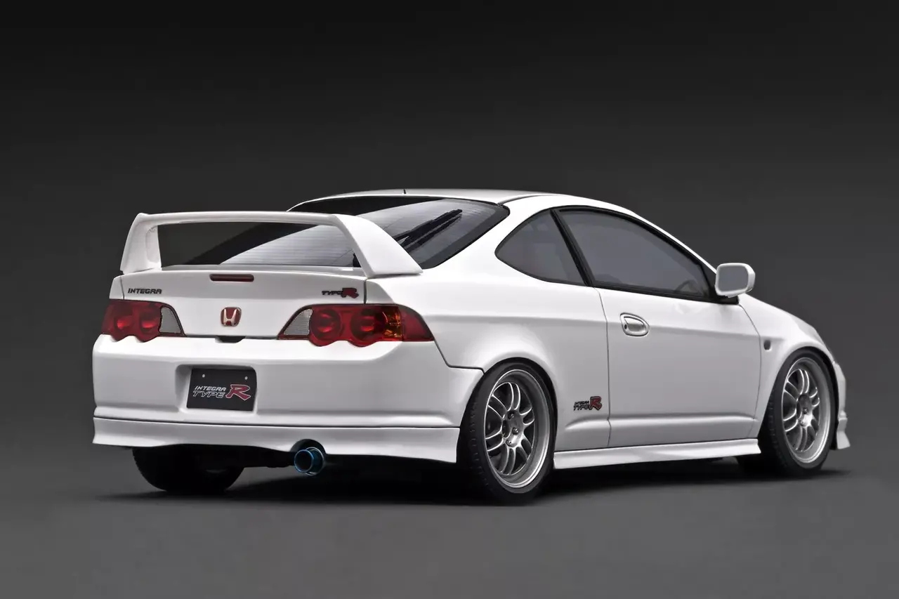 Honda Honda Integra (DC5) Type R 17 Inch Wheels - 1:18 - Ignition Model