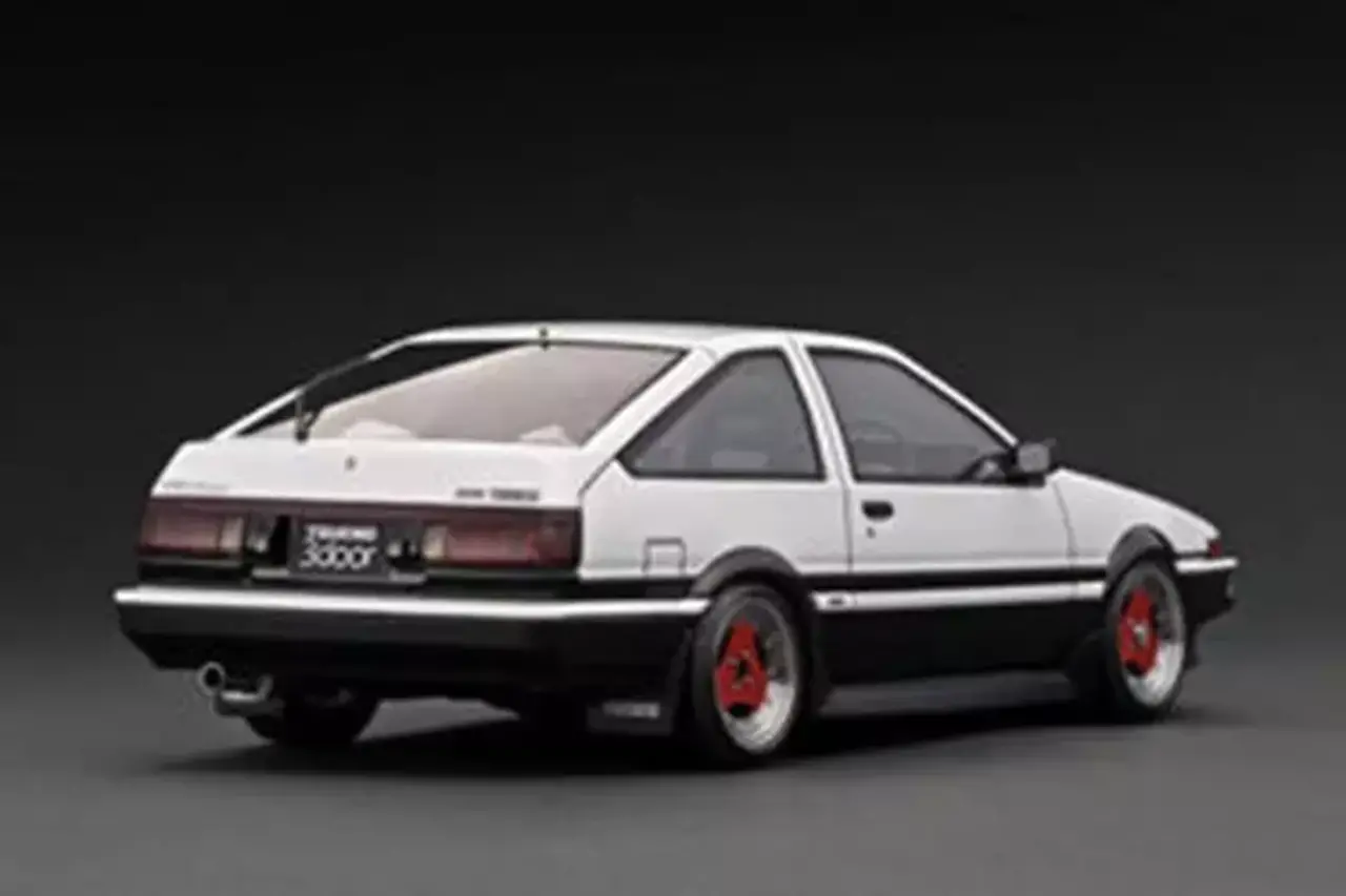 Toyota Toyota Sprinter Trueno 3 Door GT Apex (AE86) 'Advan A3A Wheels' - 1:18 - Ignition Model Toyota Toyota Sprinter Trueno 3 Door GT Apex (AE86) 'Advan A3A Wheels' - 1:18 - Ignition Model