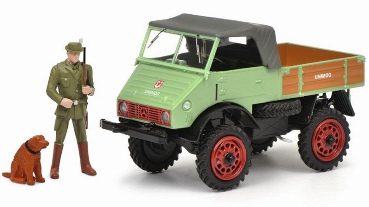 Mercedes-Benz Mercedes-Benz Unimog 401 Truck 1953 + Figures: Hunter + Dog - 1:43 - Schuco Mercedes-Benz Mercedes-Benz Unimog 401 Truck 1953 + Figures: Hunter + Dog - 1:43 - Schuco