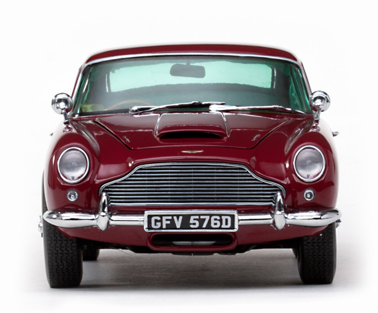 Aston Martin Aston Martin DB5 1963 - 1:18 - Sun Star