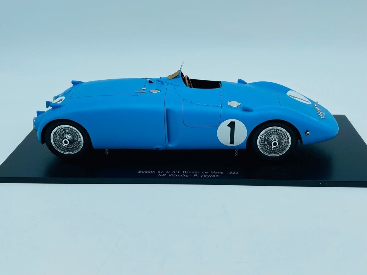 Bugatti Bugatti 57C #1 Winner 24H Le Mans 1939 - 1:18 - Spark