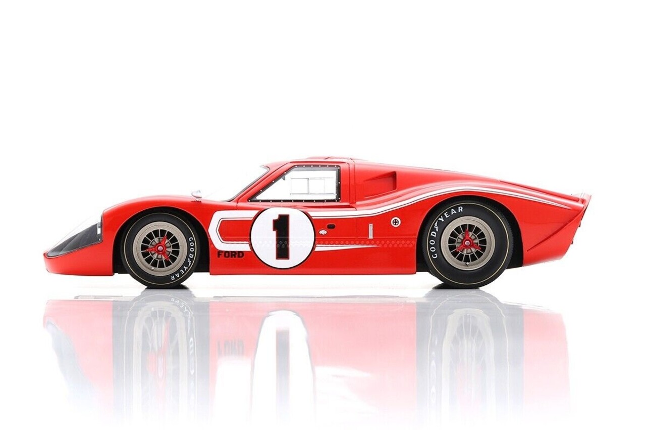 Ford Ford MK IV #1 Winner 24H Le Mans 1967 - 1:18 - Spark