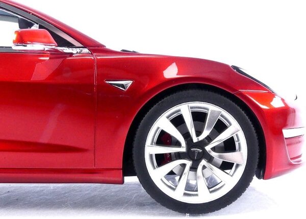 Tesla Tesla Model 3 - 1:18 - LS Collectibles
