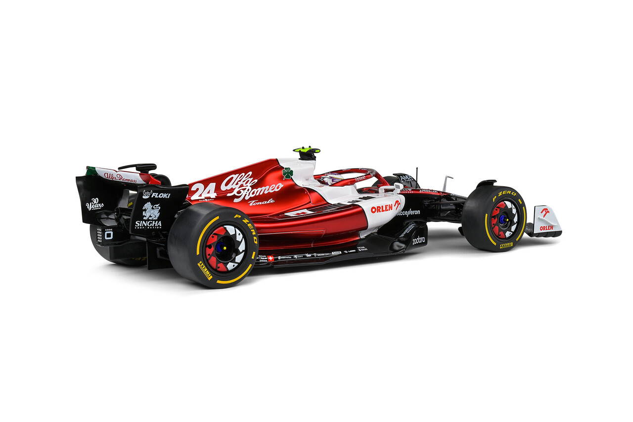Formule 1 Alfa Romeo C42 #24 Canada GP - 1:18 - Solido