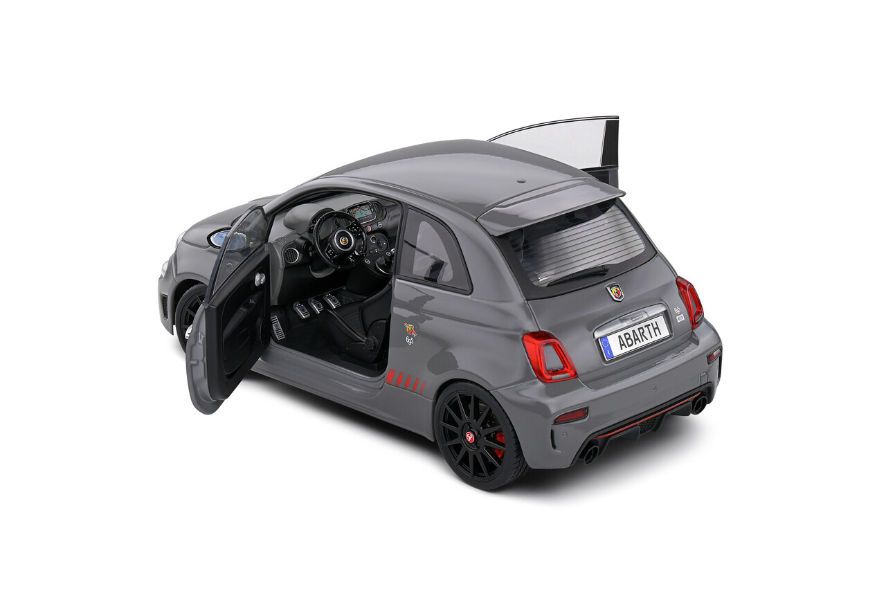 Fiat Fiat 695 Abarth XSR Edition Yamaha 2022 - 1:18 - Solido