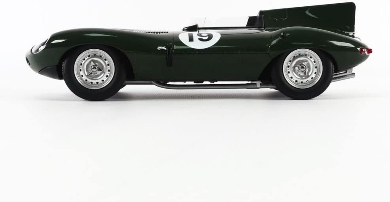 Jaguar Jaguar D-Type #19 Winner 12 Sebring 1955 - 1:18 - CMR Classic Model Replicars