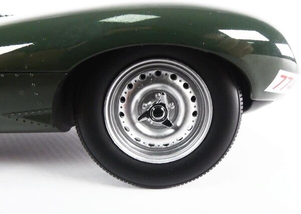 Jaguar Jaguar D-Type #19 Winner 12 Sebring 1955 - 1:18 - CMR Classic Model Replicars