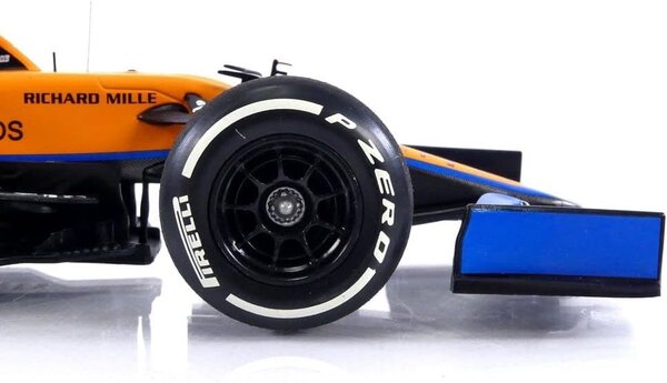 Formule 1 McLaren F1 Team MCL35M #3 (D. Ricciardo) Winner Italian GP 2021 - 1:18 - Minichamps