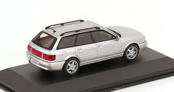 Audi Audi A4 RS2 Avant Station Wagon 1995 - 1:43 - Solido Audi Audi A4 RS2 Avant Station Wagon 1995 - 1:43 - Solido