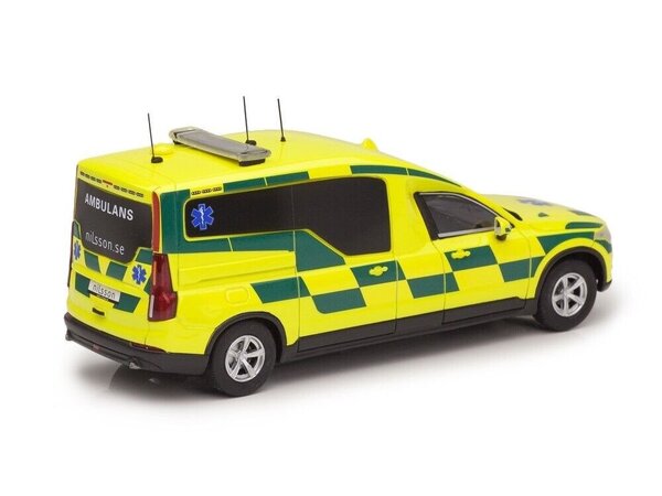 Volvo Nilsson XC90 Ambulance 'Sweden' - 1:43 - Schuco Volvo Nilsson XC90 Ambulance 'Sweden' - 1:43 - Schuco