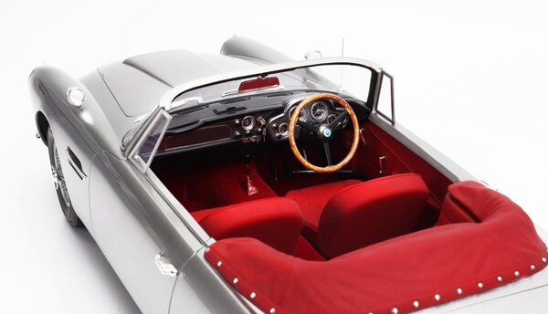 Aston Martin Aston Martin DB4 DHC 1962 - 1:12 - 12ART fine model cars