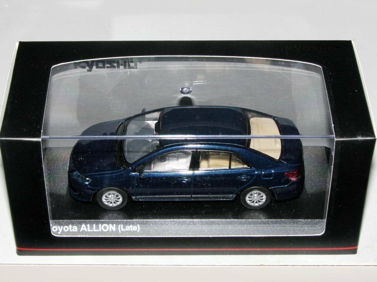 Toyota Toyota Allion (Late) 2015 - 1:43 - Kyosho