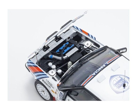 Lancia Lancia Delta HF Integrale 4WD #4 Team Lancia Winner Rally 1000 Lakes 1987 - 1:18 - Kyosho Lancia Lancia Delta HF Integrale 4WD #4 Team Lancia Winner Rally 1000 Lakes 1987 - 1:18 - Kyosho
