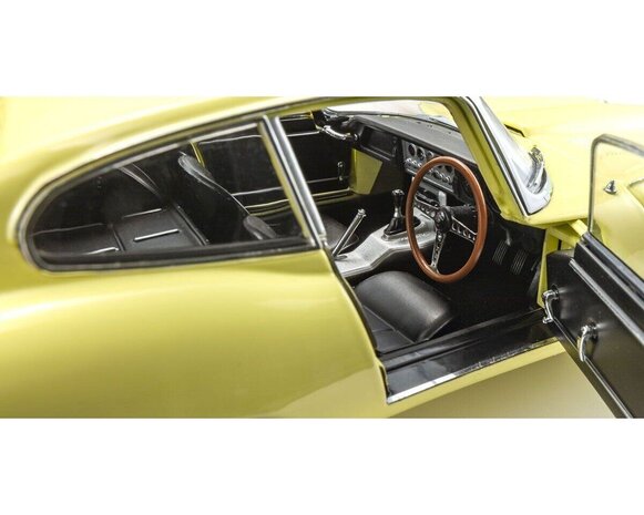 Jaguar Jaguar E Type RHD 3.8L MKI 1961 - 1:18 - Kyosho
