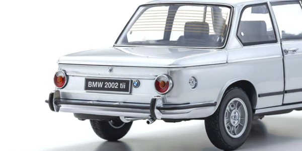 BMW BMW 2002 tii - 1:18 - Kyosho
