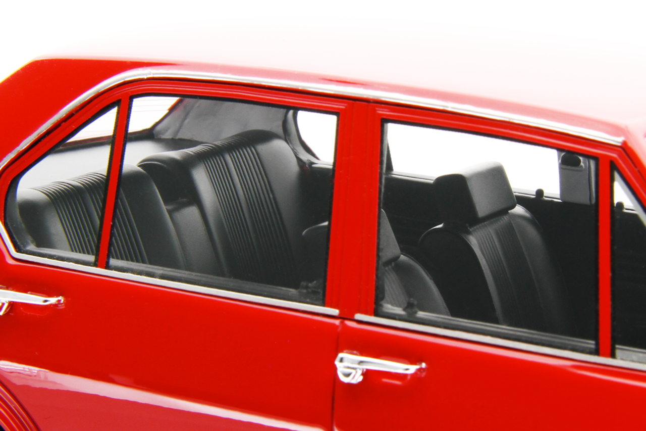 Alfa Romeo Alfa Alfetta 1.6 1975 - 1:18 - Laudoracing - Model