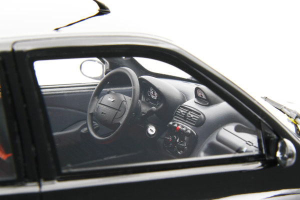 Fiat Fiat 600 Sporting Abarth 1998 - 1:18 - Laudoracing - Model Fiat Fiat 600 Sporting Abarth 1998 - 1:18 - Laudoracing - Model