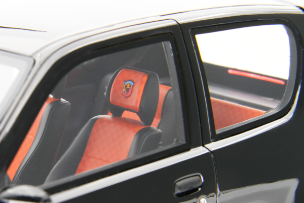 Fiat Fiat 600 Sporting Abarth 1998 - 1:18 - Laudoracing - Model Fiat Fiat 600 Sporting Abarth 1998 - 1:18 - Laudoracing - Model