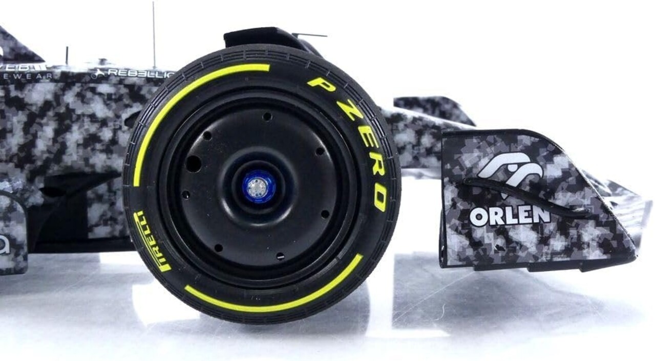 Formule 1 Alfa Romeo F1 Team Orlen C42 (V. Bottas) Testing Barcelona 2022 - 1:18 - Minichamps