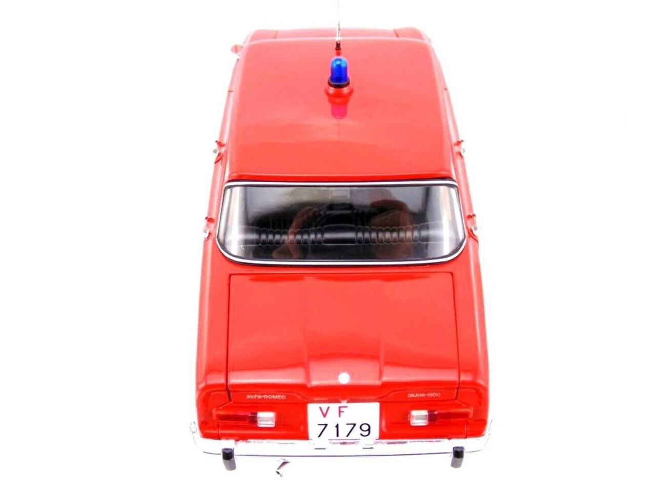 Alfa Romeo Alfa Romeo Giulia 1300 'Vigili Del Fuoco' 1966 - 1:18 - Minichamps Alfa Romeo Alfa Romeo Giulia 1300 'Vigili Del Fuoco' 1966 - 1:18 - Minichamps