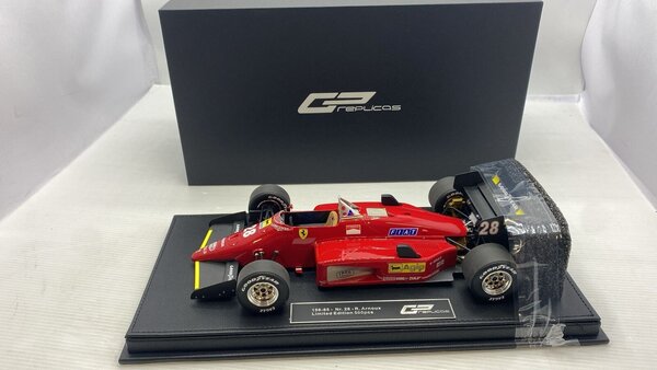 Formule 1 Ferrari 156/85 #28 Season 1985 R. Arnoux - 1:18 - GP Replicas Formule 1 Ferrari 156/85 #28 Season 1985 R. Arnoux - 1:18 - GP Replicas