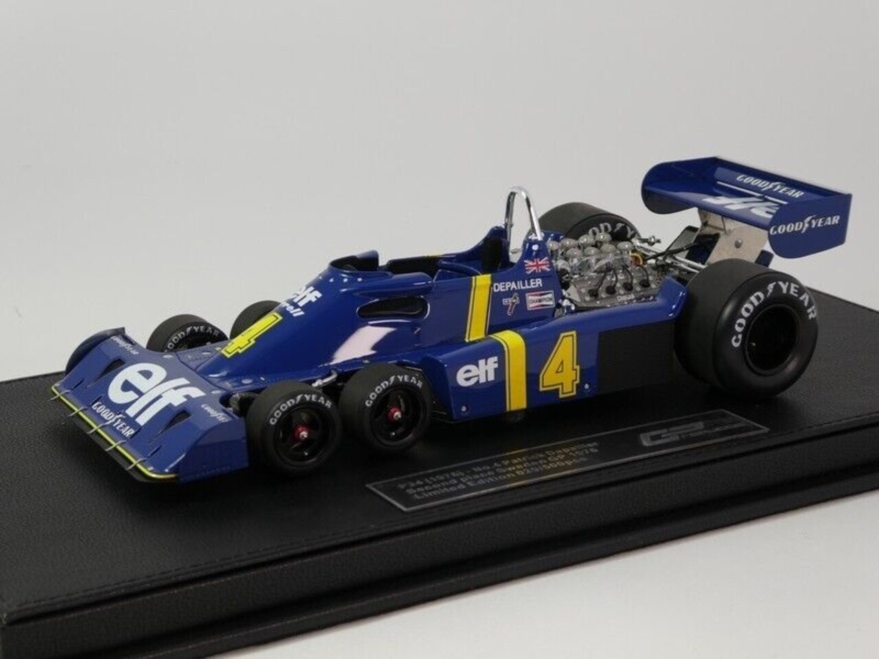 Formule 1 Tyrrell P34 Elf #4 6 Wheels 2nd GP Sweden 1976 P. Depailler - 1:18 - GP Replicas Formule 1 Tyrrell P34 Elf #4 6 Wheels 2nd GP Sweden 1976 P. Depailler - 1:18 - GP Replicas