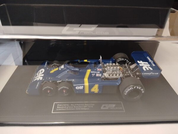 Formule 1 Tyrrell P34 Elf #4 6 Wheels 2nd GP Sweden 1976 P. Depailler - 1:18 - GP Replicas Formule 1 Tyrrell P34 Elf #4 6 Wheels 2nd GP Sweden 1976 P. Depailler - 1:18 - GP Replicas