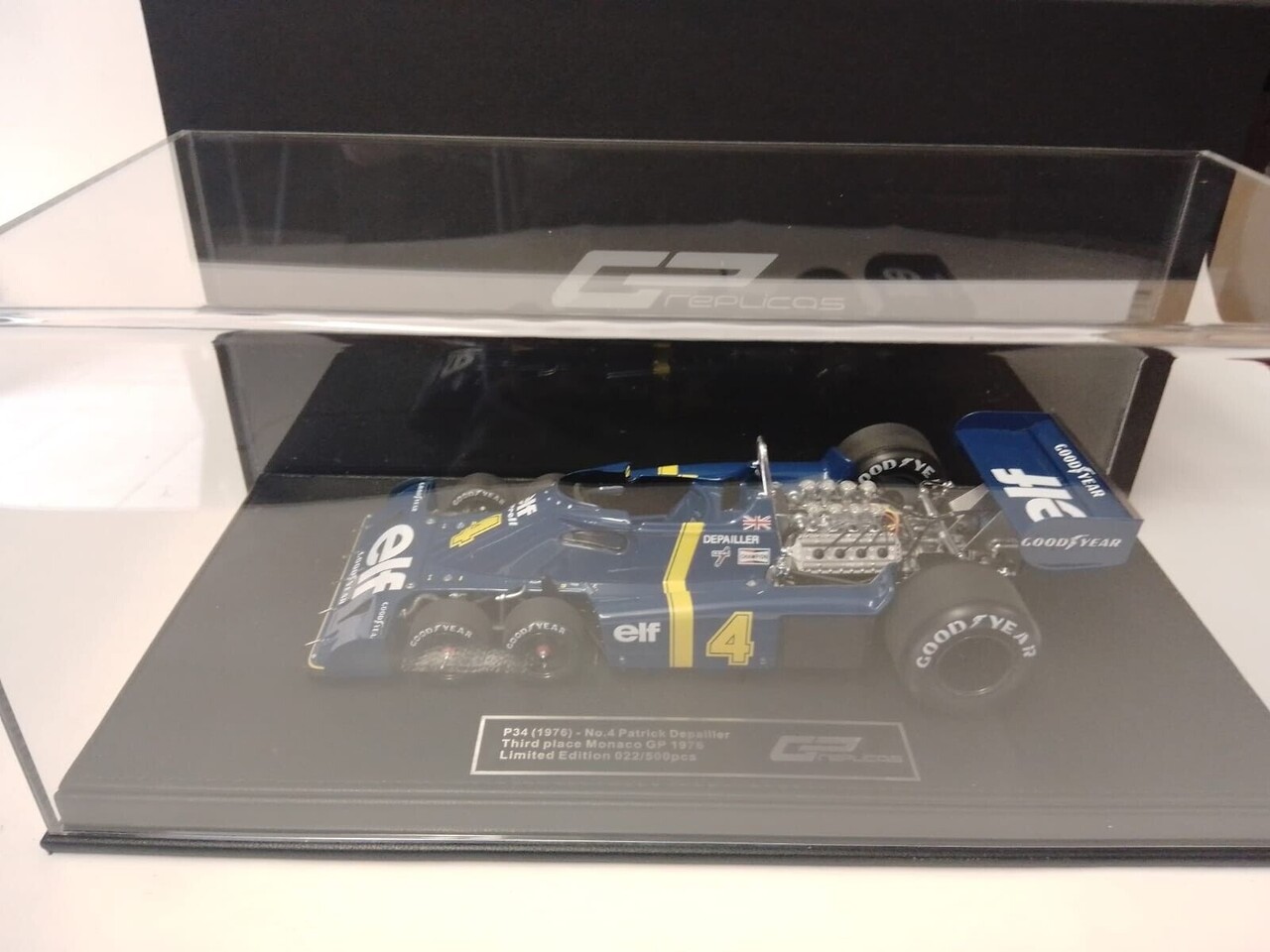 Formule 1 Tyrrell P34 Elf #4 6 Wheels 3rd GP Monaco 1976 P. Depailler - 1:18 - GP Replicas Formule 1 Tyrrell P34 Elf #4 6 Wheels 3rd GP Monaco 1976 P. Depailler - 1:18 - GP Replicas