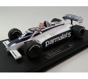 Formule 1 Brabham BT49C #5 Parmalat Racing Team Winner GP Germany 1981 + Pilot Figure N.Piquet - 1:18 - GP Replicas Formule 1 Brabham BT49C #5 Parmalat Racing Team Winner GP Germany 1981 + Pilot Figure N.Piquet - 1:18 - GP Replicas
