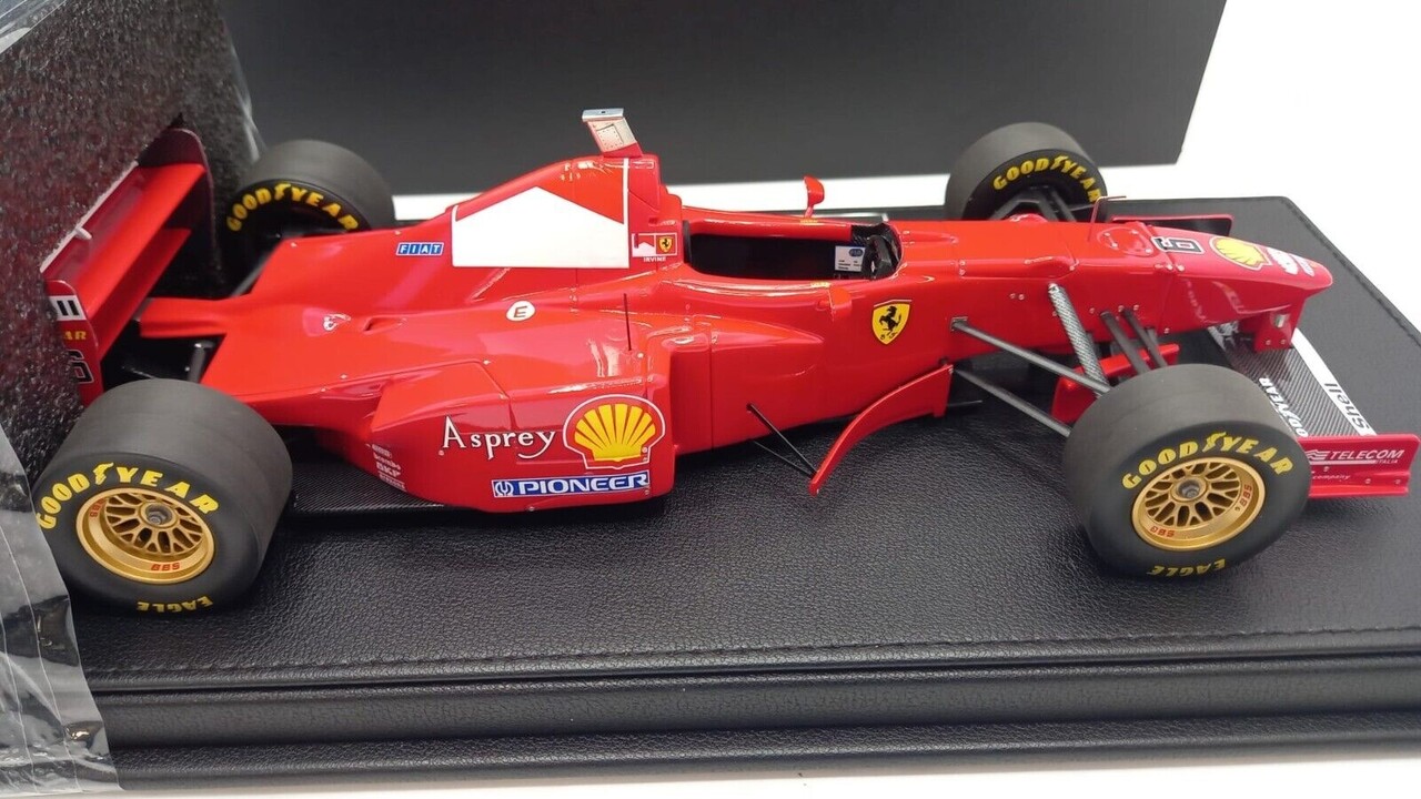 Formule 1 Ferrari 310B #6 Team Scuderia Ferrari Marlboro GP Canada 1997 E.Irvine - 1:18 - GP Replicas Formule 1 Ferrari 310B #6 Team Scuderia Ferrari Marlboro GP Canada 1997 E.Irvine - 1:18 - GP Replicas