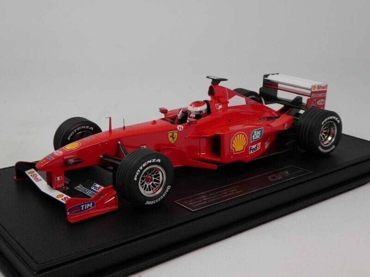 Formule 1 Ferrari 399 #3 Scuderia Ferrari Winner GP Monte Carlo Monaco 1999 + Pilot Figure M. Schumacher - 1:18 - GP Replicas Formule 1 Ferrari 399 #3 Scuderia Ferrari Winner GP Monte Carlo Monaco 1999 + Pilot Figure M. Schumacher - 1:18 - GP Replicas
