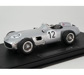 Formule 1 Mercedes-Benz W196 #12 Winner British GP 1955 S.Moss - 1:18 - GP Replicas Formule 1 Mercedes-Benz W196 #12 Winner British GP 1955 S.Moss - 1:18 - GP Replicas
