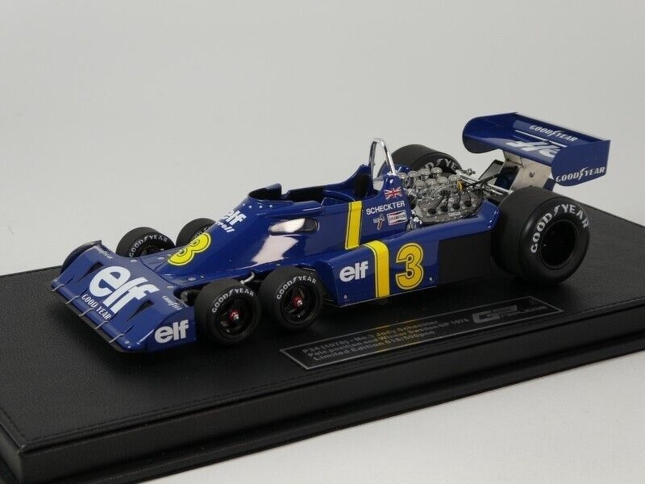 Formule 1 Tyrrell P34 Elf #3 6 Wheels Winner GP Sweden 1976 J.Scheckter - 1:18 - GP Replicas