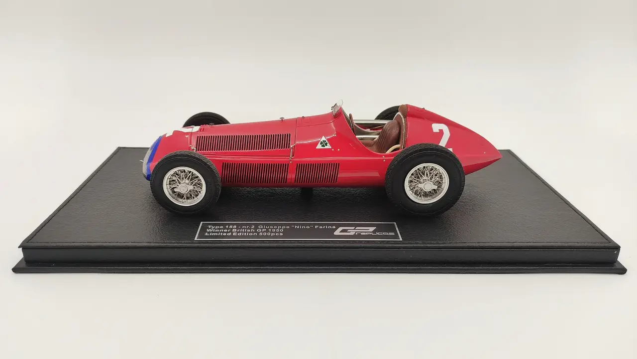 Formule 1 Alfa Romeo 158 #2 Winner  British GP 1950 G.Farina - 1:18 - GP Replicas Formule 1 Alfa Romeo 158 #2 Winner  British GP 1950 G.Farina - 1:18 - GP Replicas
