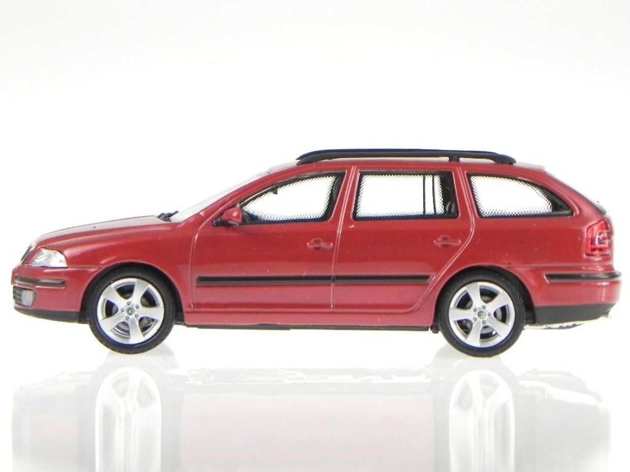 Skoda Skoda Octavia Combi - 1:43 - Abrex