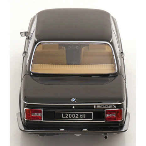 BMW BMW 2002tii 2-Series 1974 - 1:18 - KK Scale BMW BMW 2002tii 2-Series 1974 - 1:18 - KK Scale