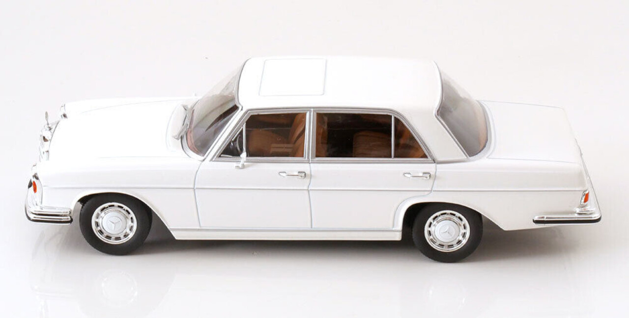 Mercedes-Benz Mercedes-Benz S-Class 300SEL 6.3 (W109) 1967-1972 - 1:18 - KK Scale