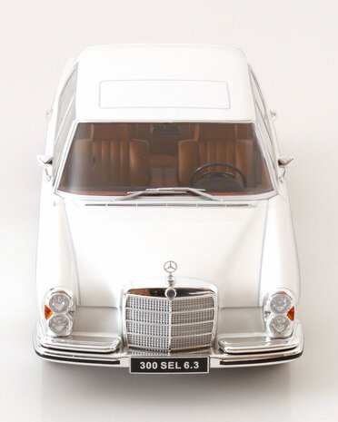 Mercedes-Benz Mercedes-Benz S-Class 300SEL 6.3 (W109) 1967-1972 - 1:18 - KK Scale