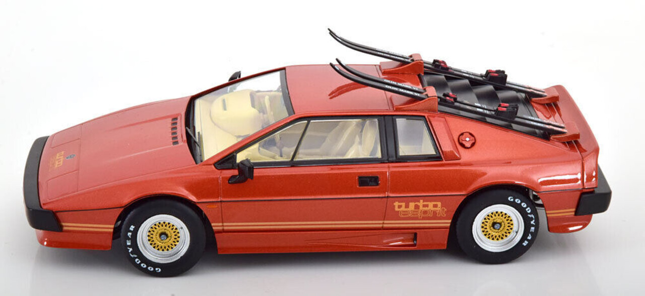Lotus Lotus Esprit Turbo 'James Bond Movie Version + Skis' 1981 - 1:18 - KK Scale Lotus Lotus Esprit Turbo 'James Bond Movie Version + Skis' 1981 - 1:18 - KK Scale
