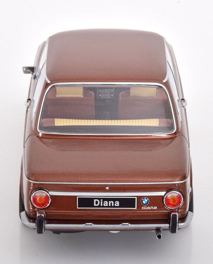BMW BMW 2002 ti Diana 1970 - 1:18 - KK Scale