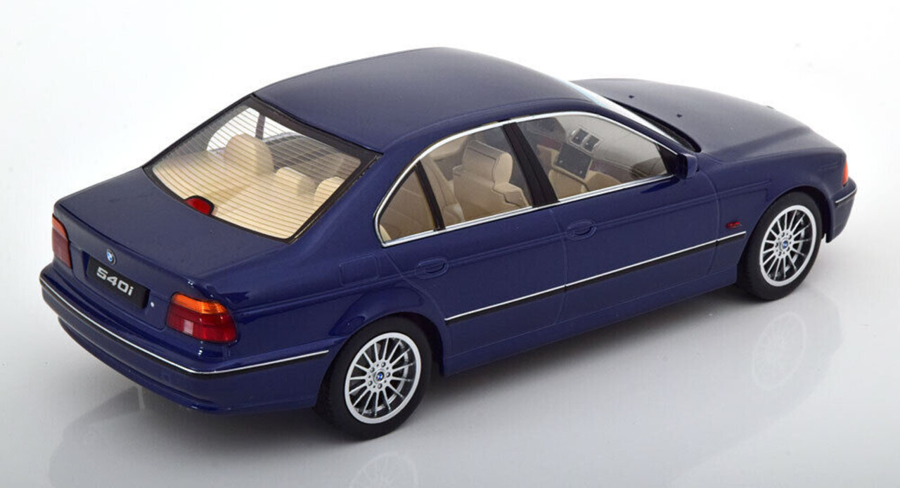 BMW BMW 540i (E39) Sedan 1995 - 1:18 - KK Scale BMW BMW 540i (E39) Sedan 1995 - 1:18 - KK Scale