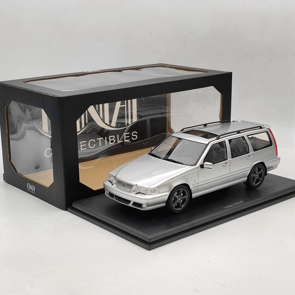 Volvo Volvo V70R Station Wagon 1998 - 1:18 - DNA Collectibles