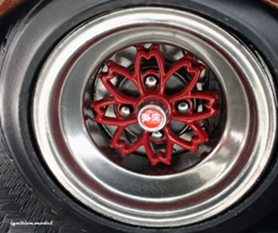 Toyota Toyota Mark II Sedan Grande (MX41) - 1:18 - Ignition Model