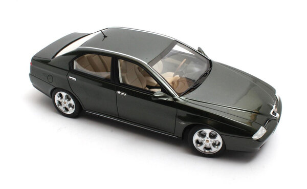 Alfa Romeo Alfa Romeo 166 3.0 V6 24v Super 1998 - 1:18 - Cult Scale Models