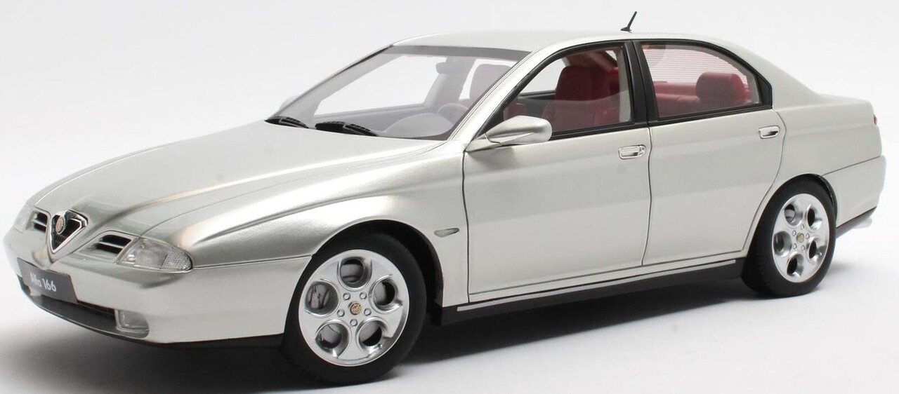 Alfa Romeo Alfa Romeo 166 3.0 V6 24v Super 1998 - 1:18 - Cult Scale Models Alfa Romeo Alfa Romeo 166 3.0 V6 24v Super 1998 - 1:18 - Cult Scale Models