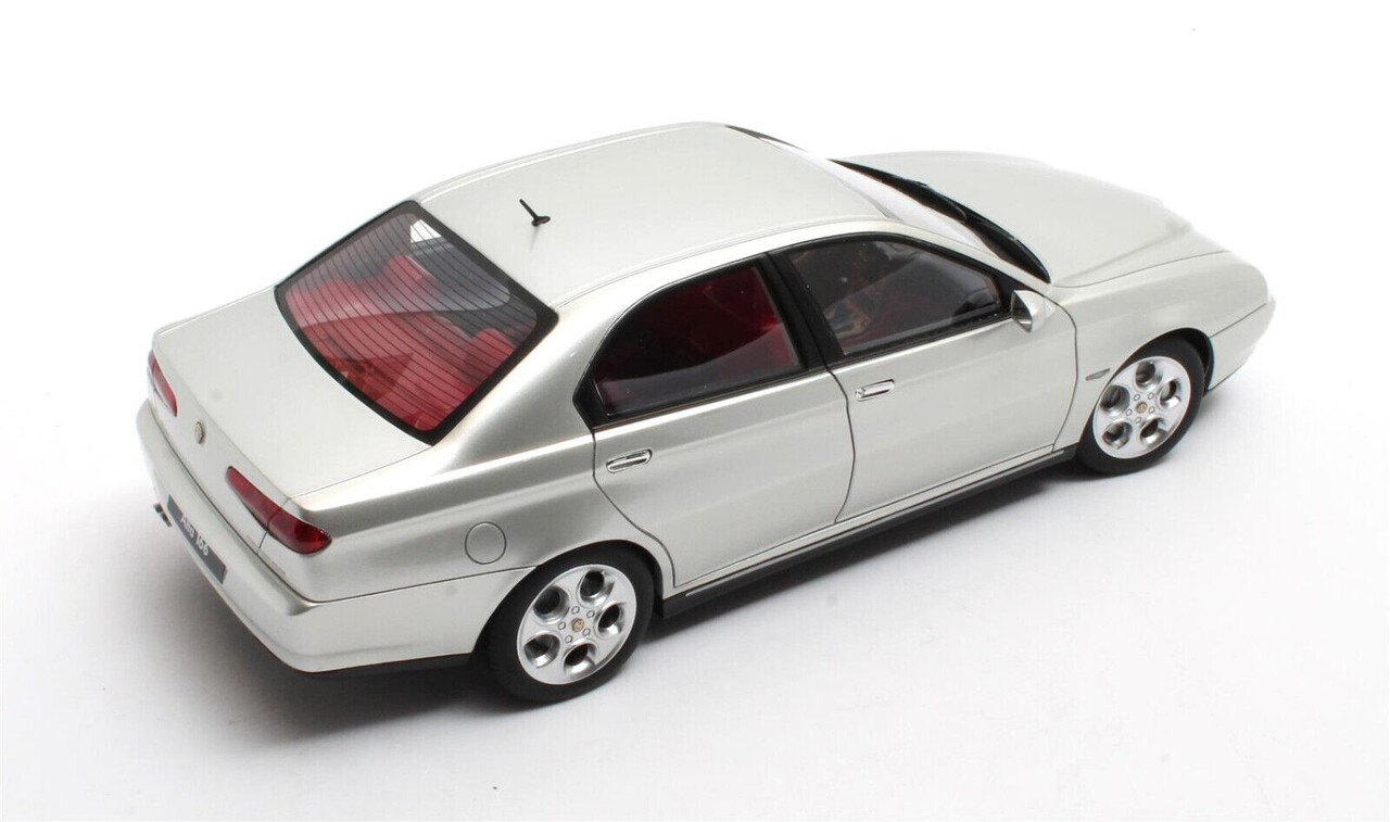 Alfa Romeo Alfa Romeo 166 3.0 V6 24v Super 1998 - 1:18 - Cult Scale Models Alfa Romeo Alfa Romeo 166 3.0 V6 24v Super 1998 - 1:18 - Cult Scale Models